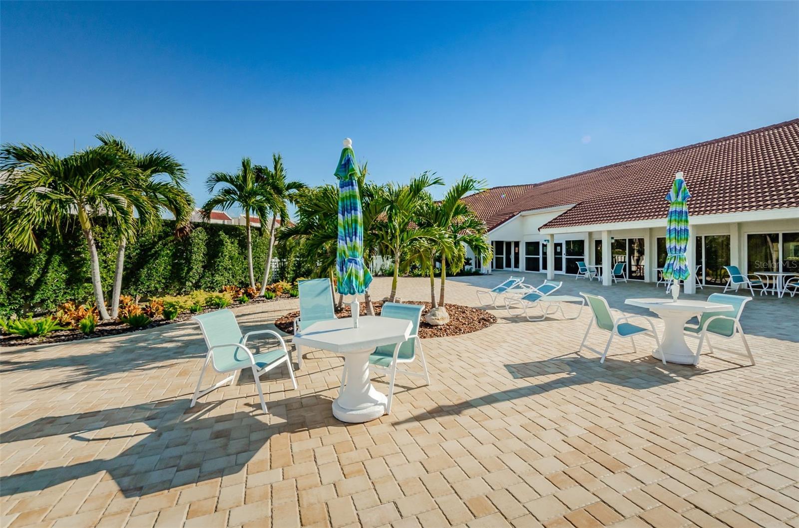 HARBOURSIDE CONDO - Residential