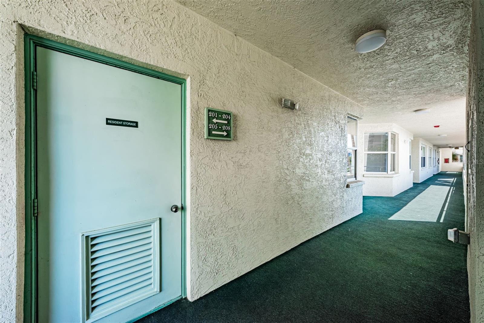 HARBOURSIDE CONDO - Residential