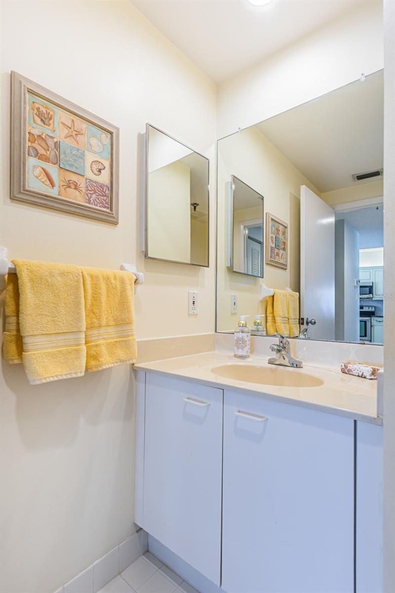 HARBOURSIDE CONDO - Residential