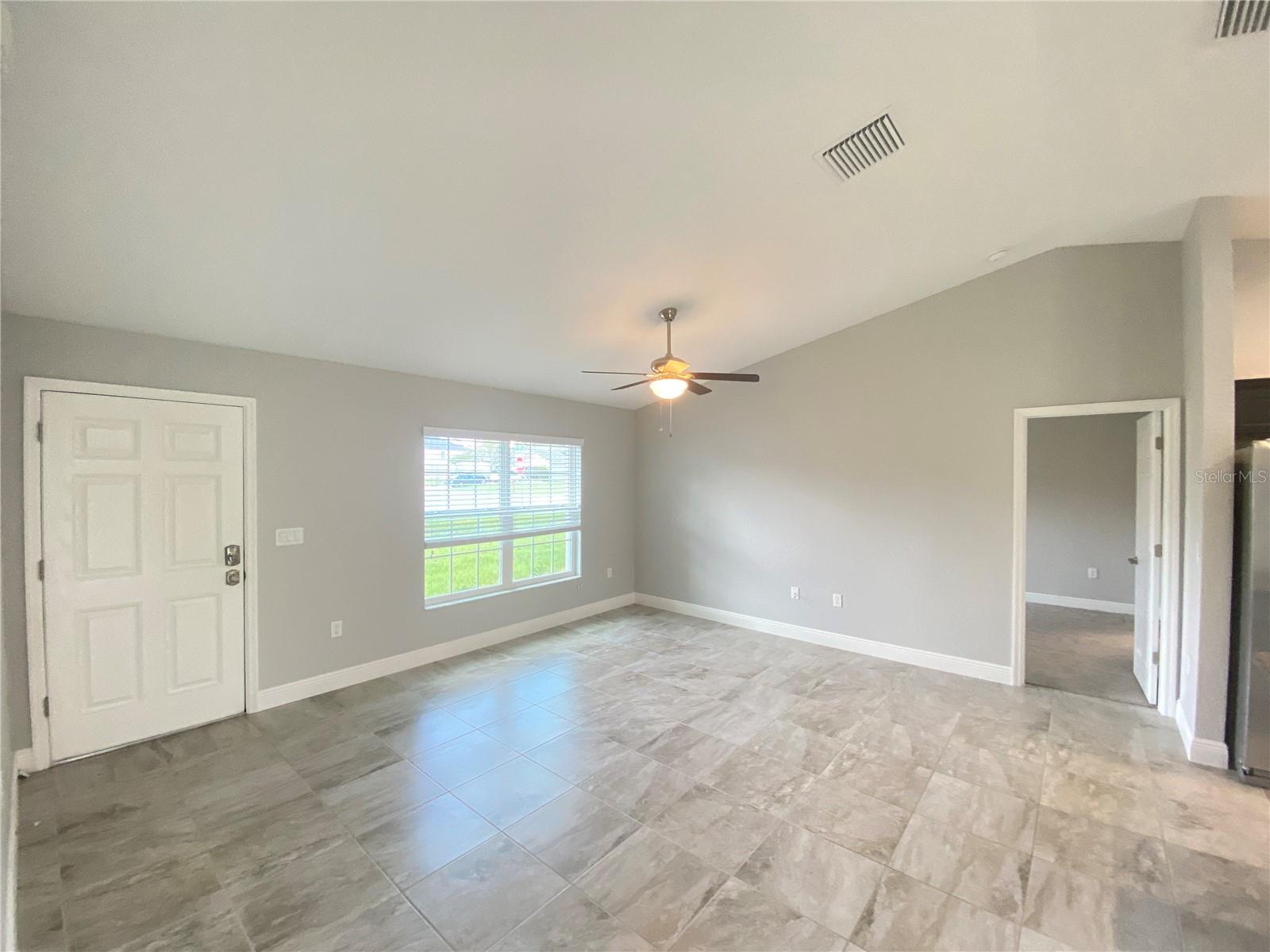 MARION OAKS UN 7 - Residential Lease