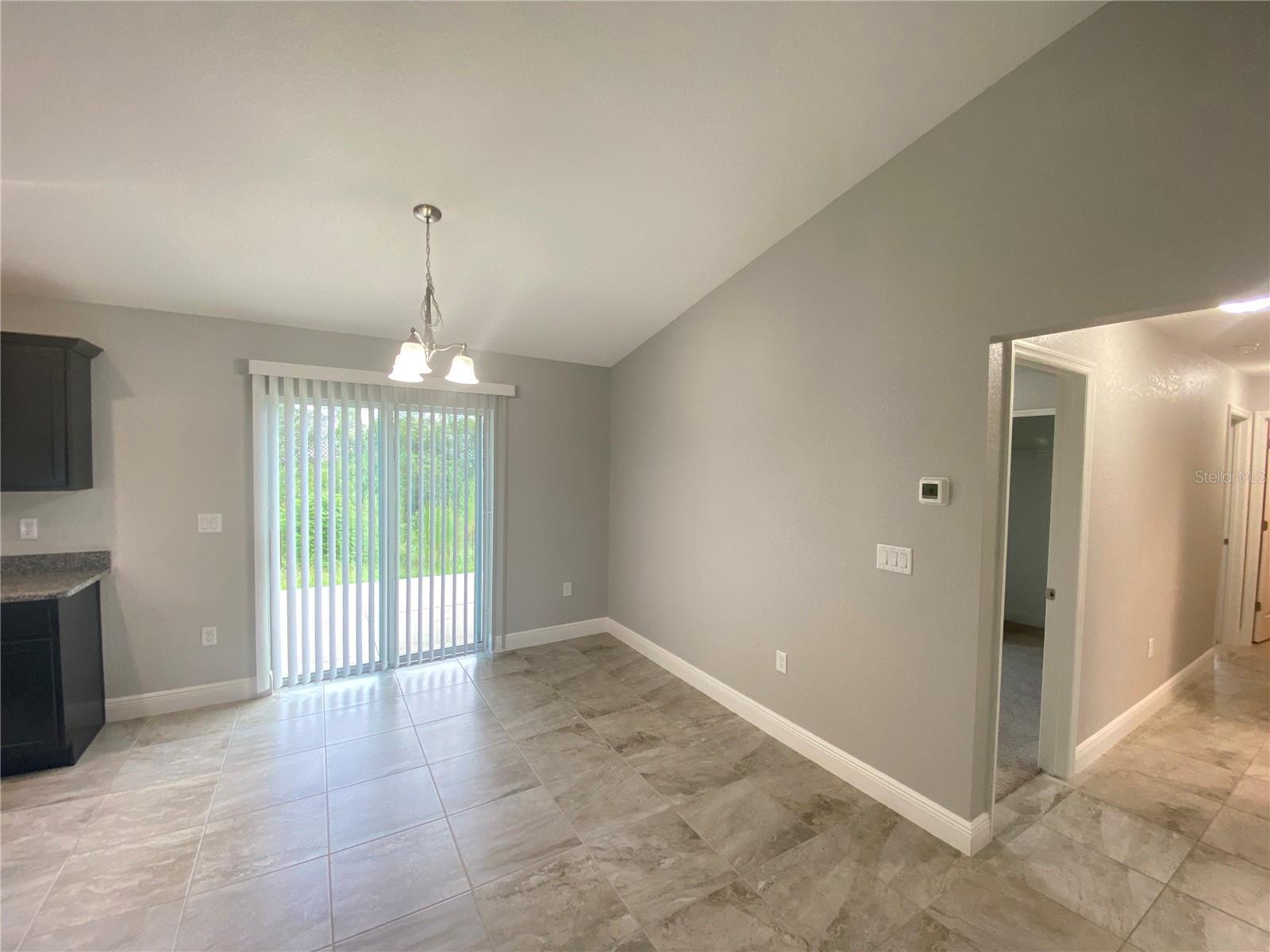 MARION OAKS UN 7 - Residential Lease