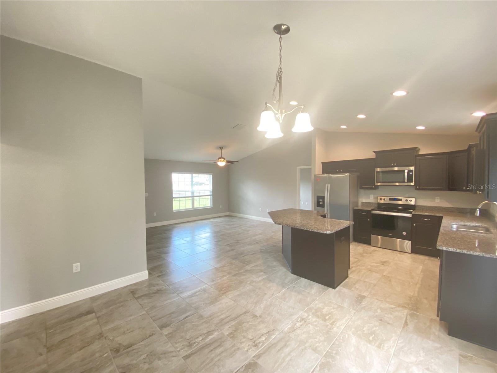 MARION OAKS UN 7 - Residential Lease