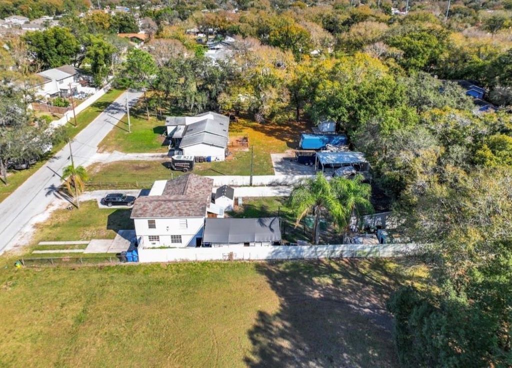 Photo of 3408 River Cove Drive, Tampa, FL 33614 (MLS # TB8495066)