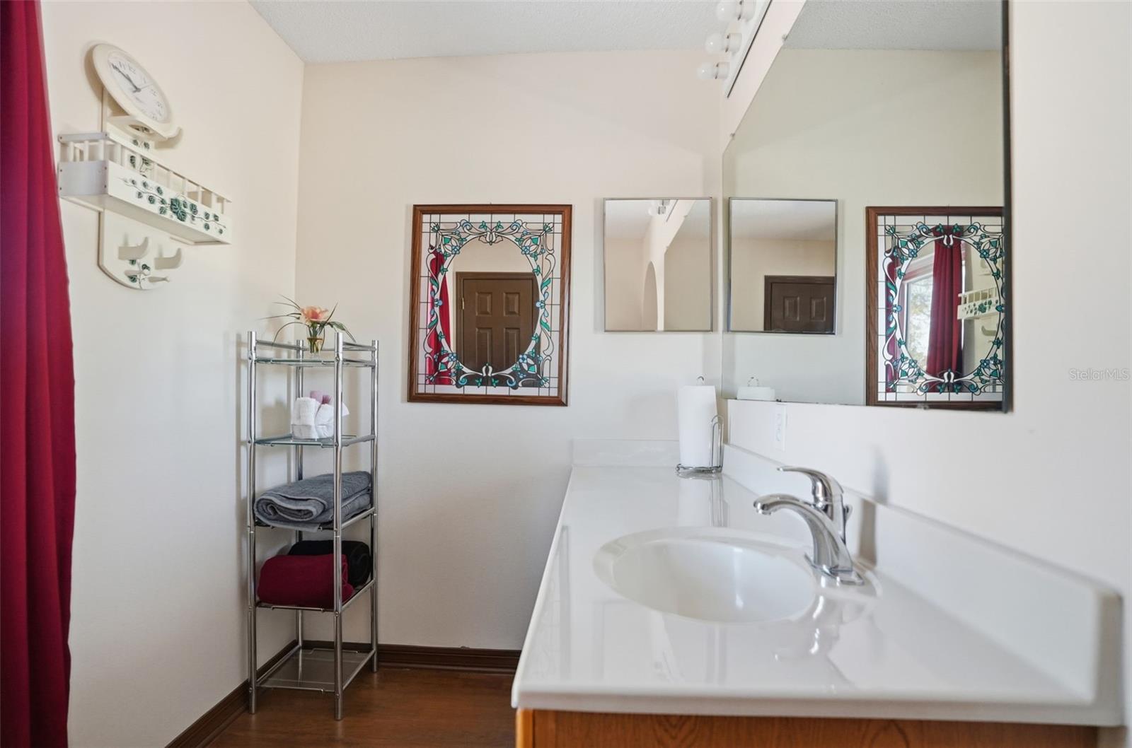 SPRING HILL - Residential