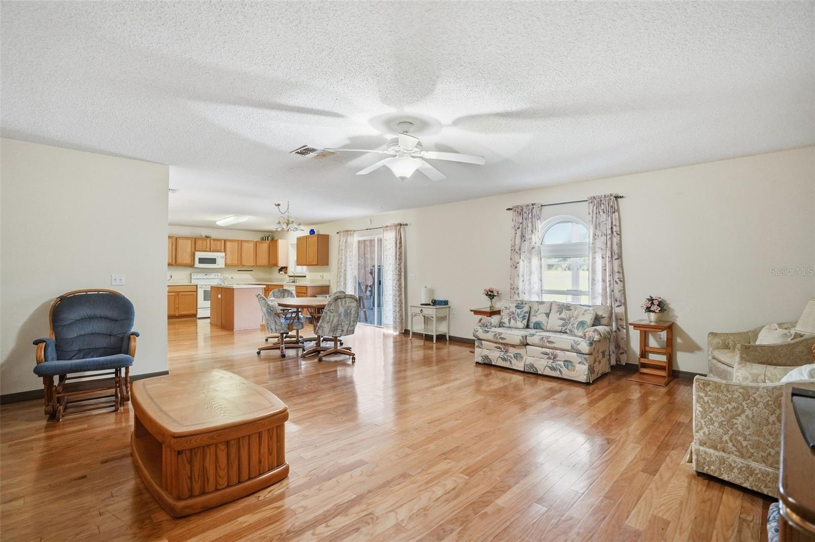 SPRING HILL - Residential