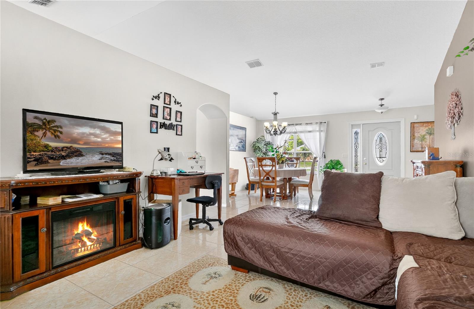 3261 SAWGRASS CREEK CIRCLE