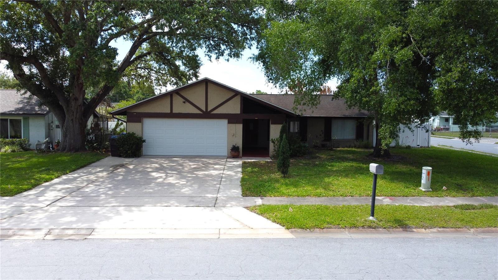 BRUCES SUNSHINE HOMES REP OF BLK D - Residential