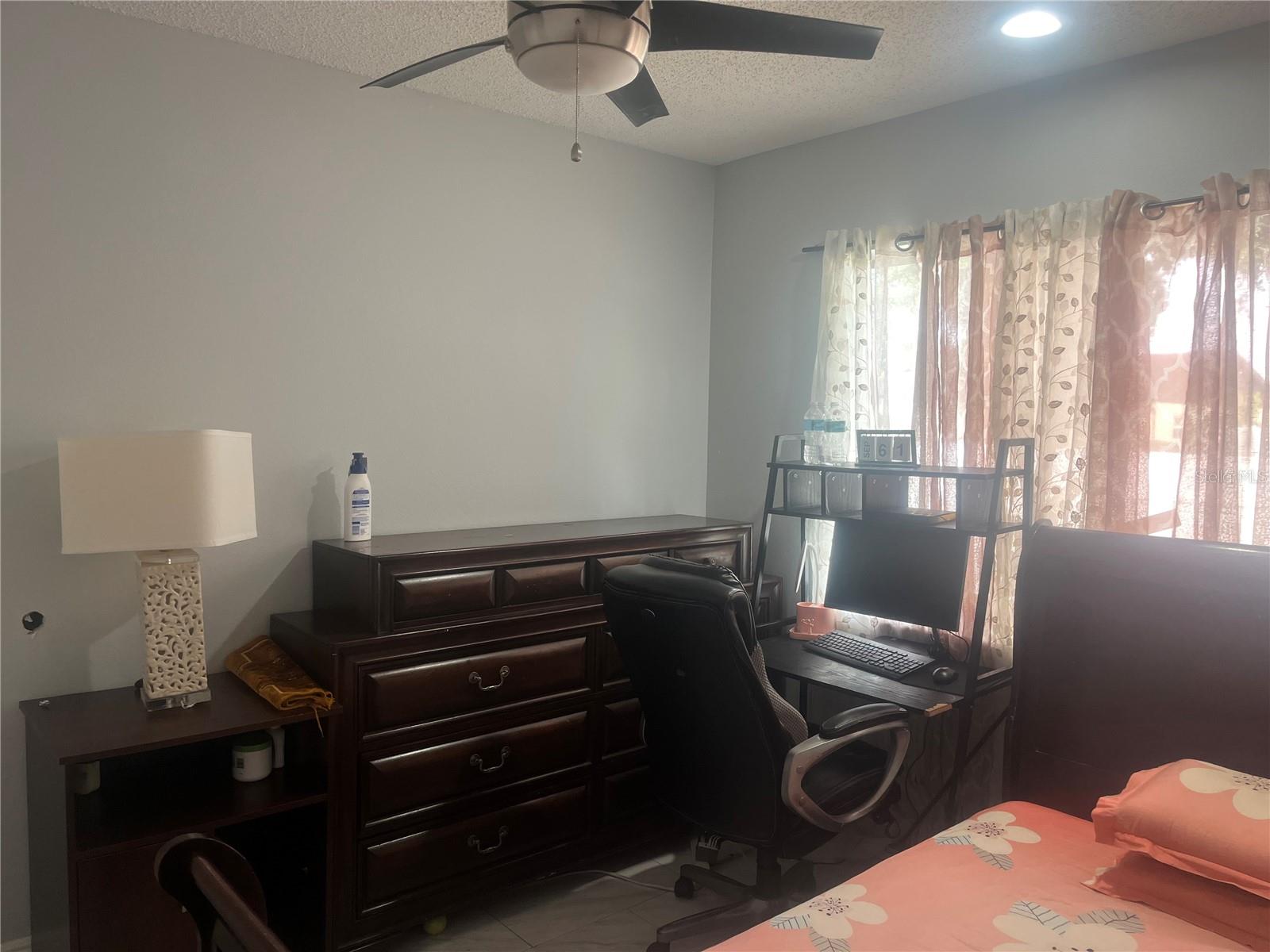 AUTUMN RUN-UNIT 3 - Residential