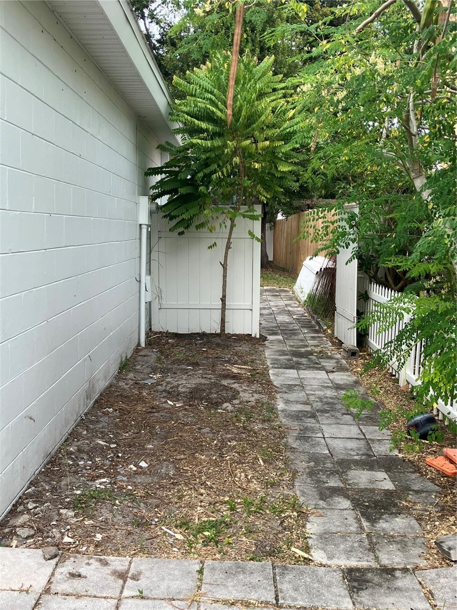 AUTUMN RUN-UNIT 3 - Residential