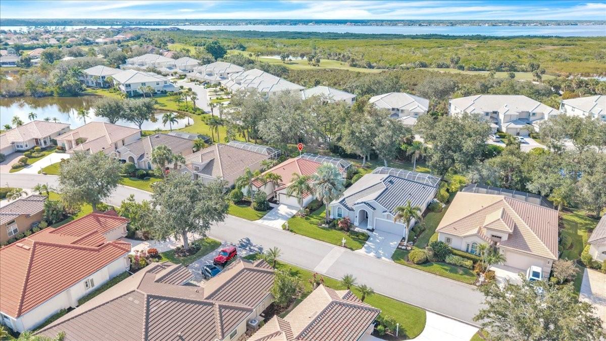 RIVERWOOD - Residential