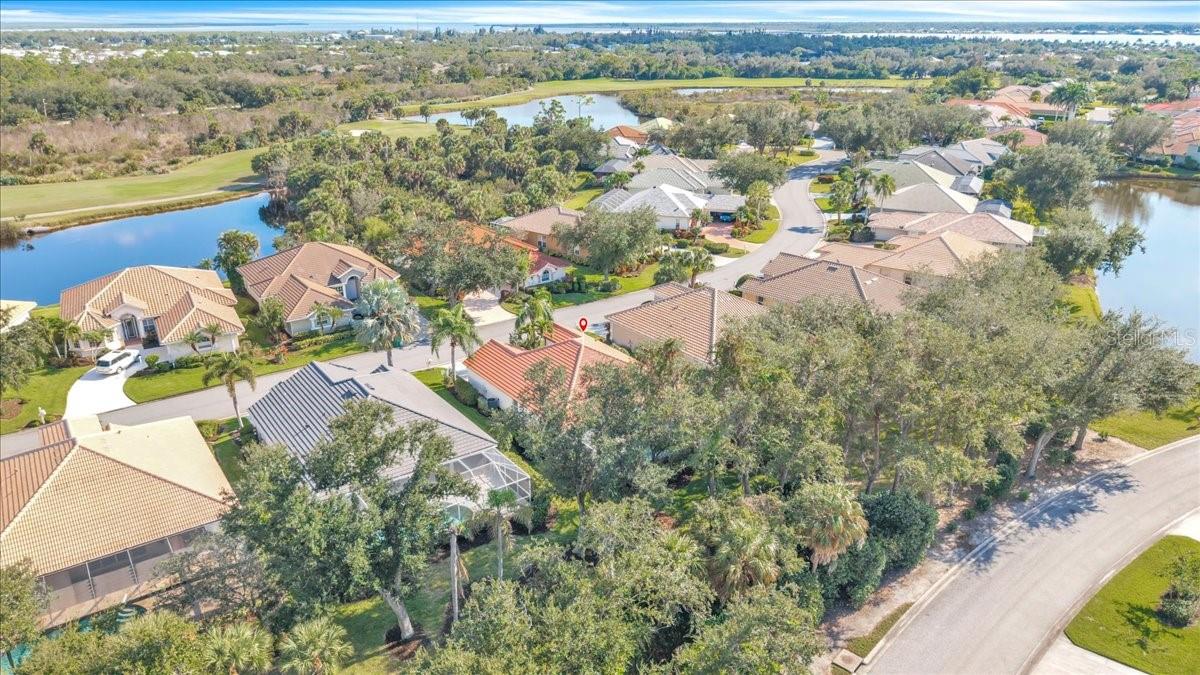 RIVERWOOD - Residential