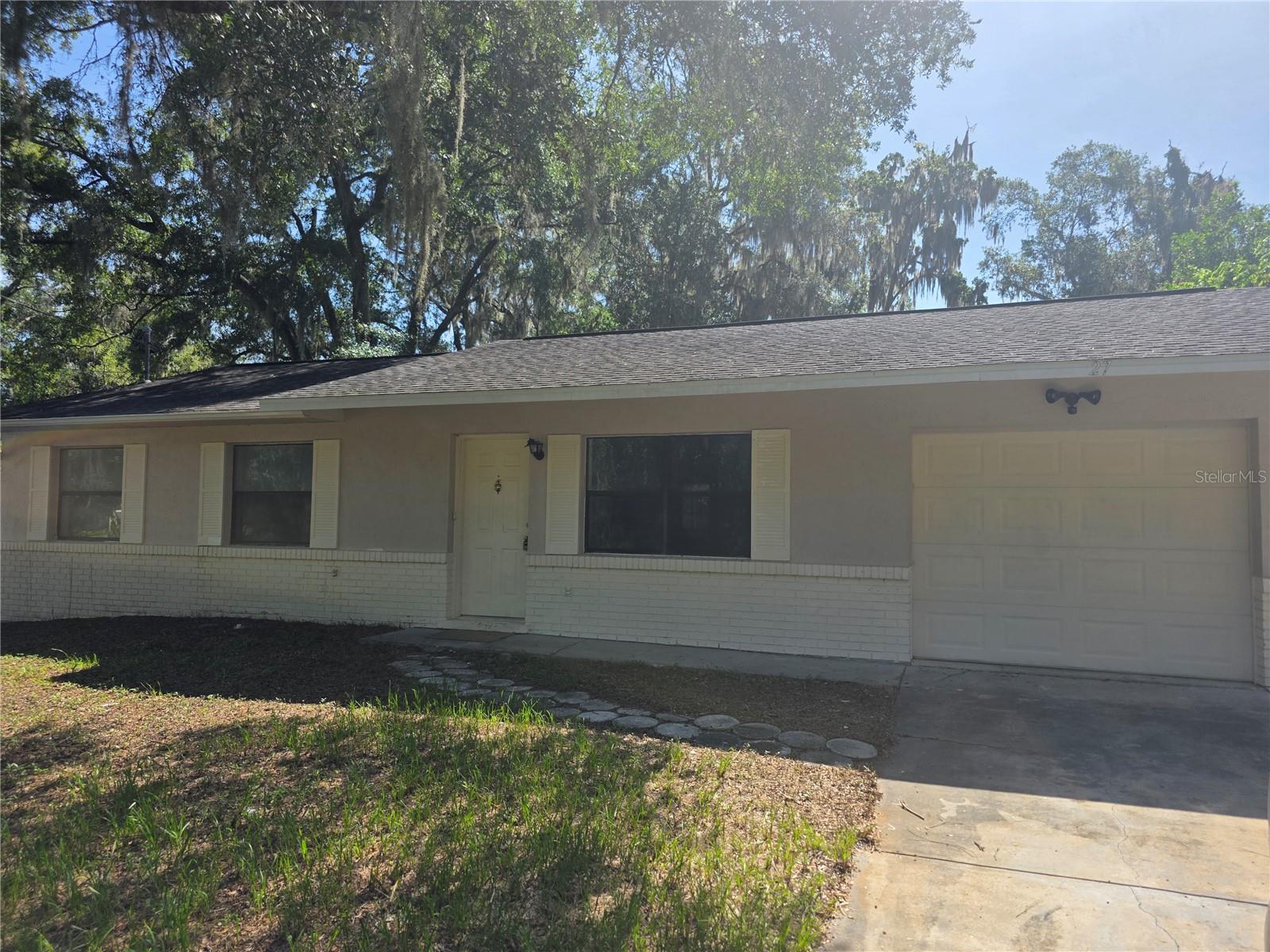 SILVER SPGS SHORES #25 - Residential Lease