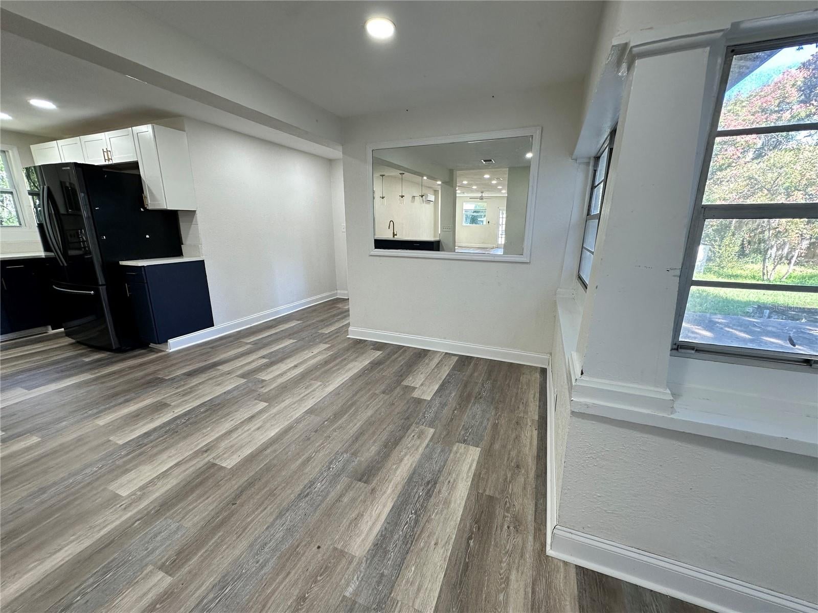 1208 BONAIRE DRIVE