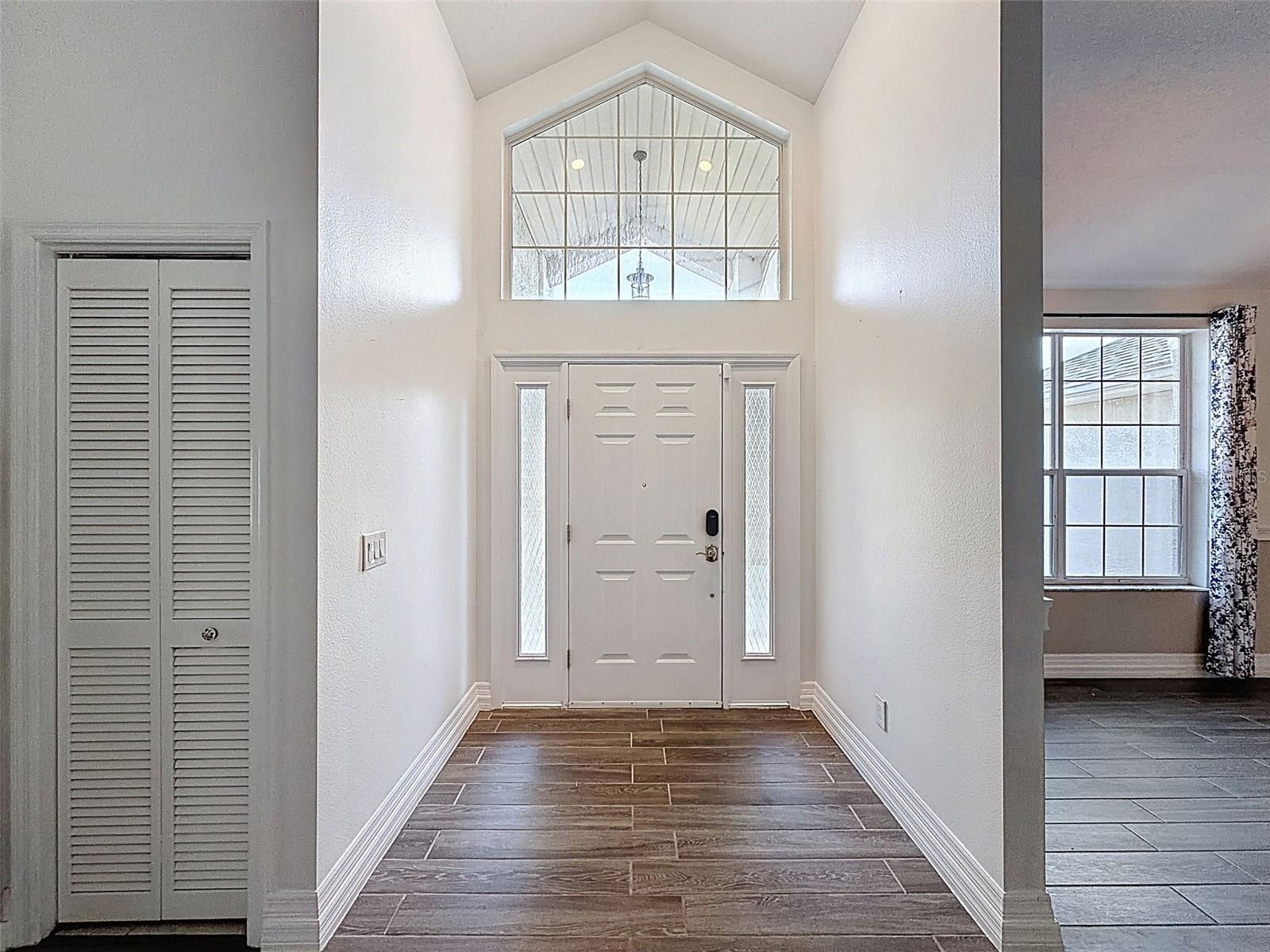 11 MAIDENBUSH COURT E