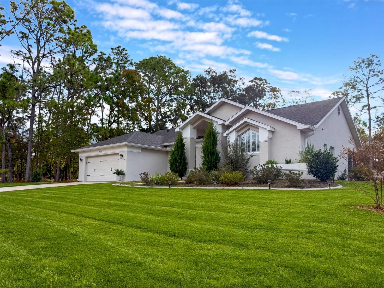 11 MAIDENBUSH COURT E