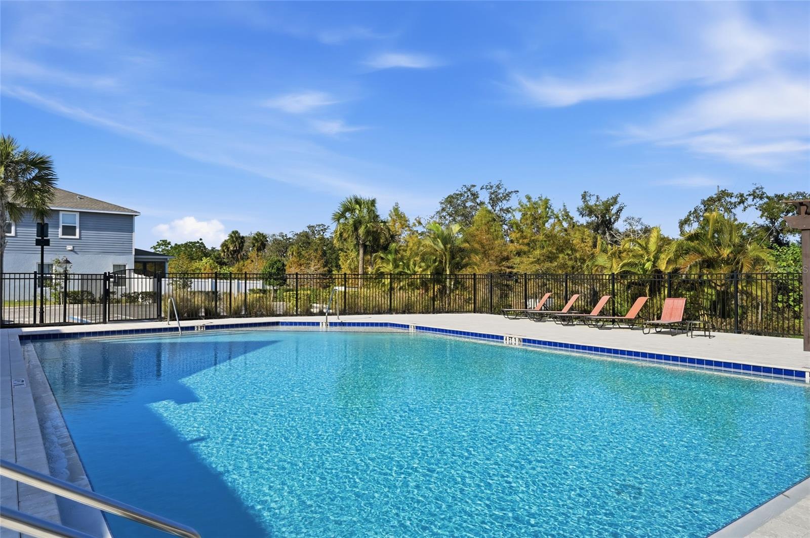 MOSS CREEK - Residential