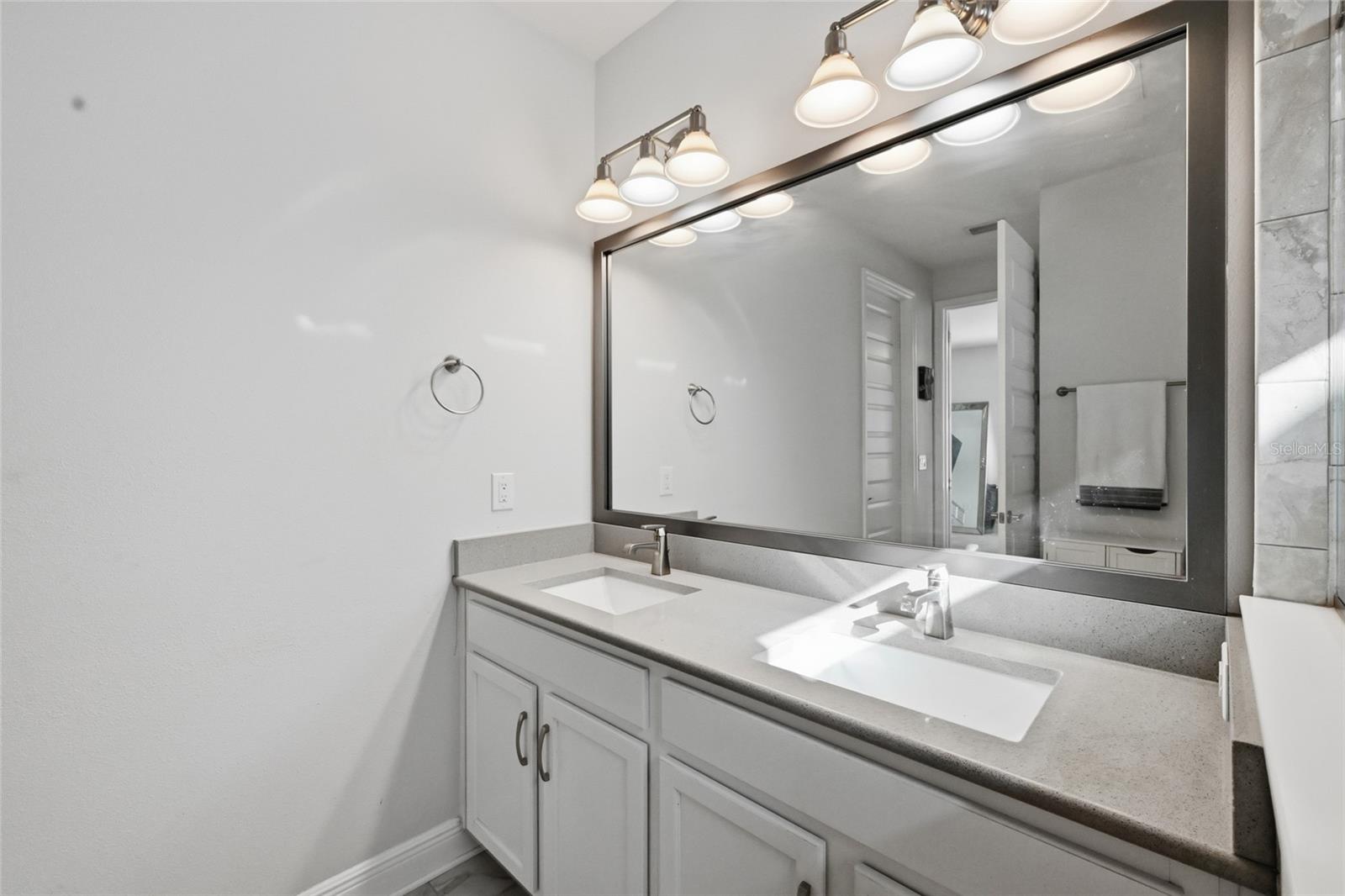 MOSS CREEK - Residential