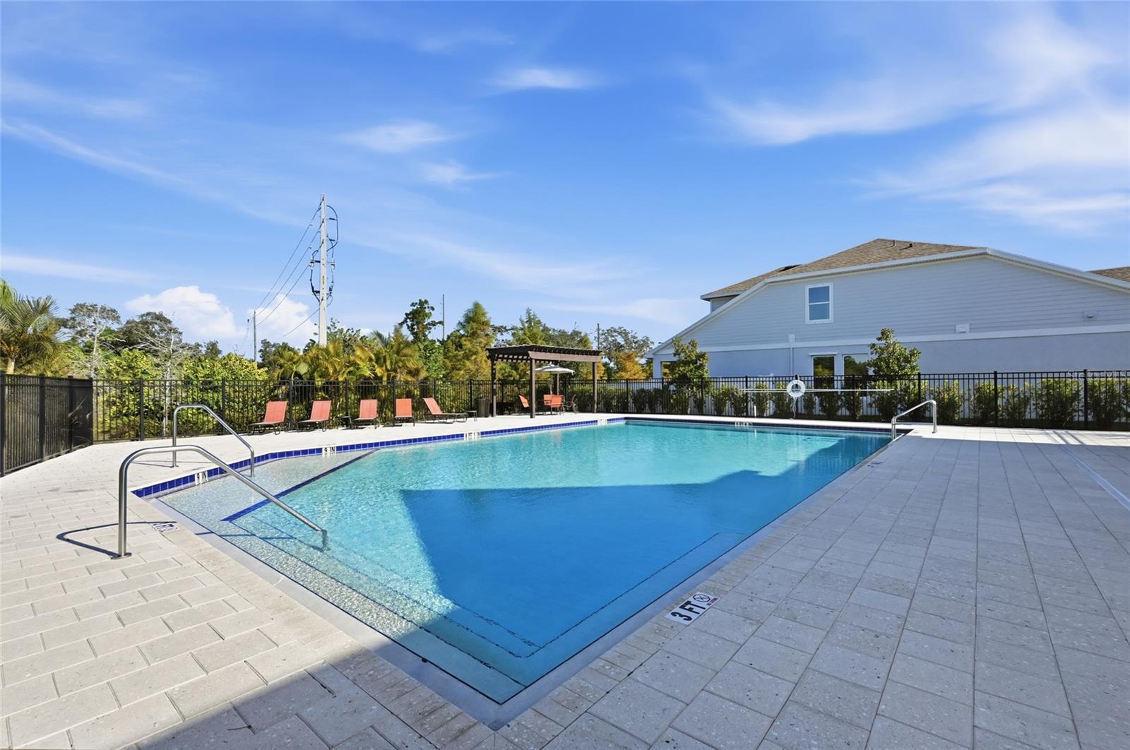 MOSS CREEK - Residential