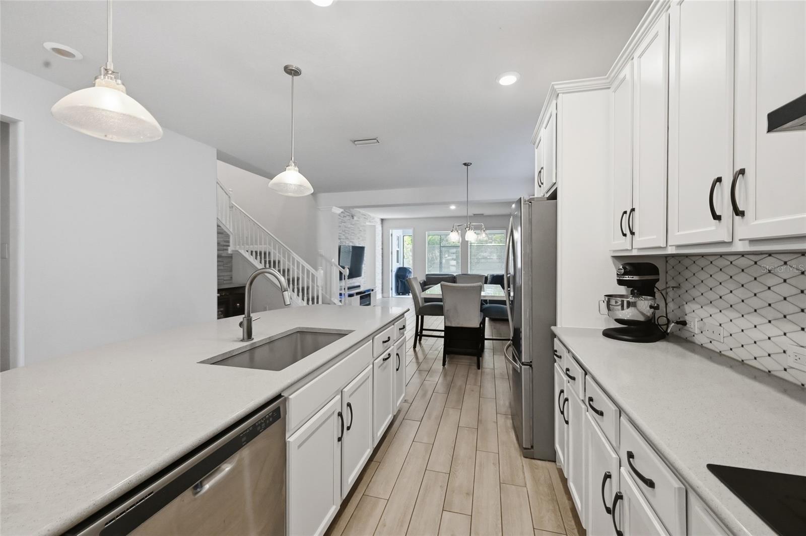 MOSS CREEK - Residential