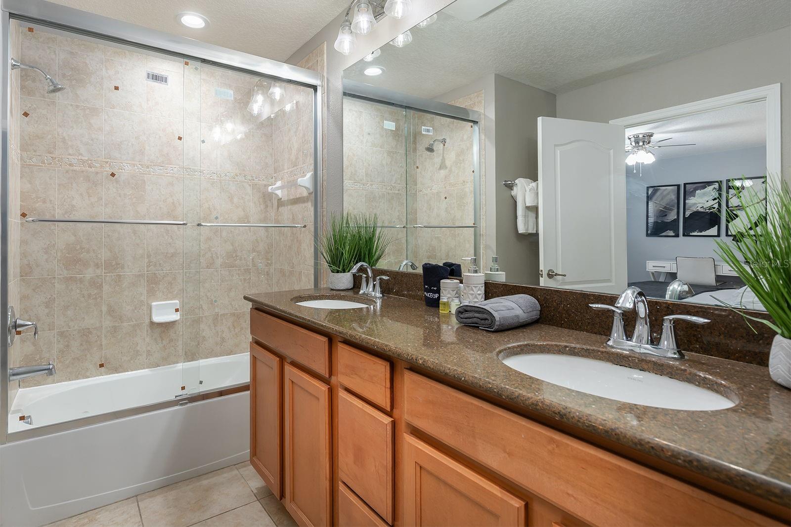 PARADISE PALMS RESORT PH 1 - Residential