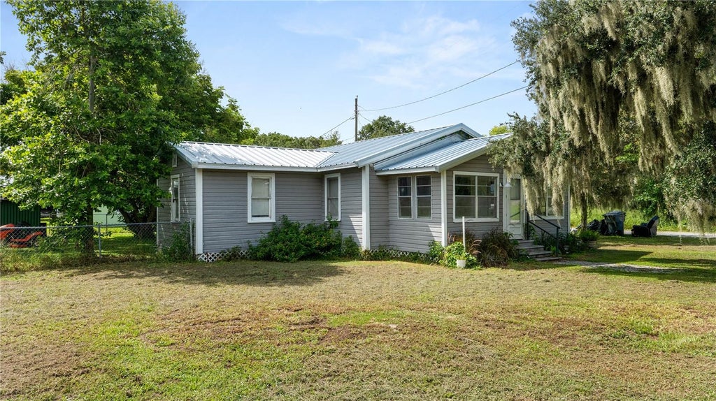 Photo of 309 3rd Street, Homeland, FL 33847 (MLS # L4964617)