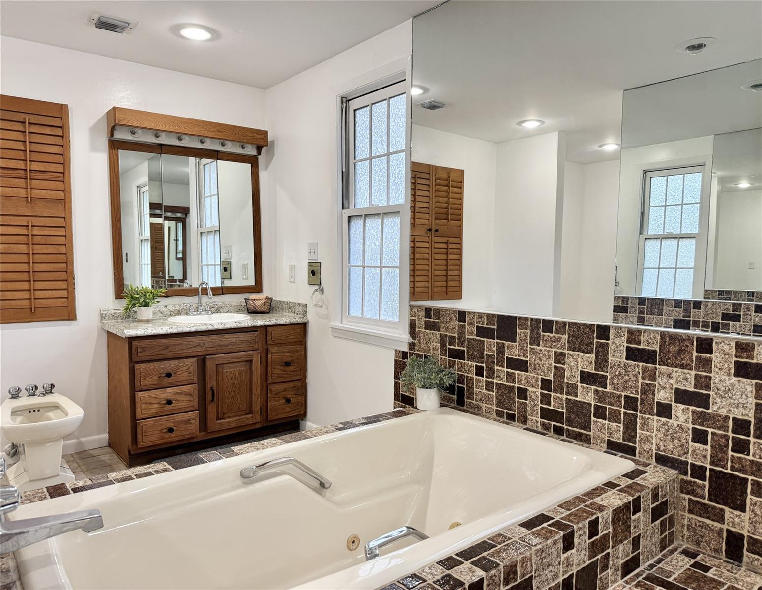 TEMPLE TERRACE RIVERSIDE SUBDI - Residential