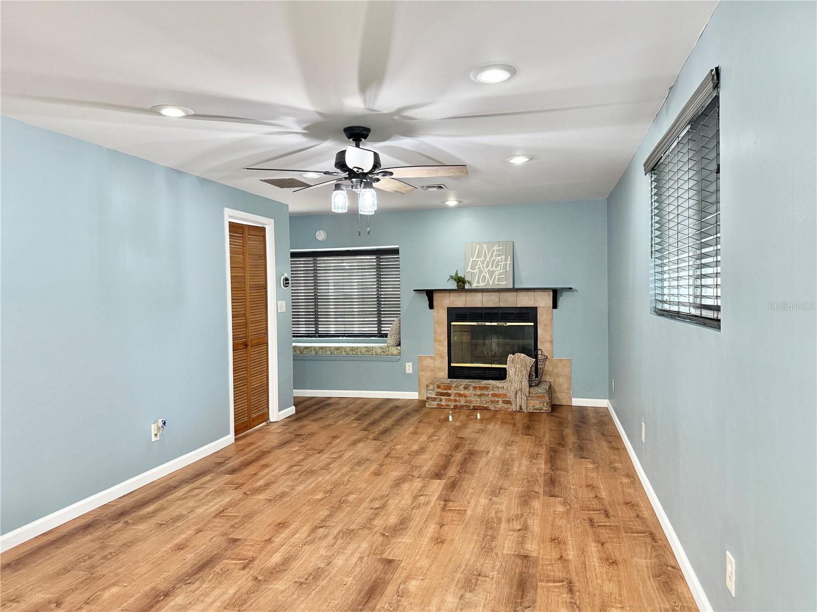 TEMPLE TERRACE RIVERSIDE SUBDI - Residential