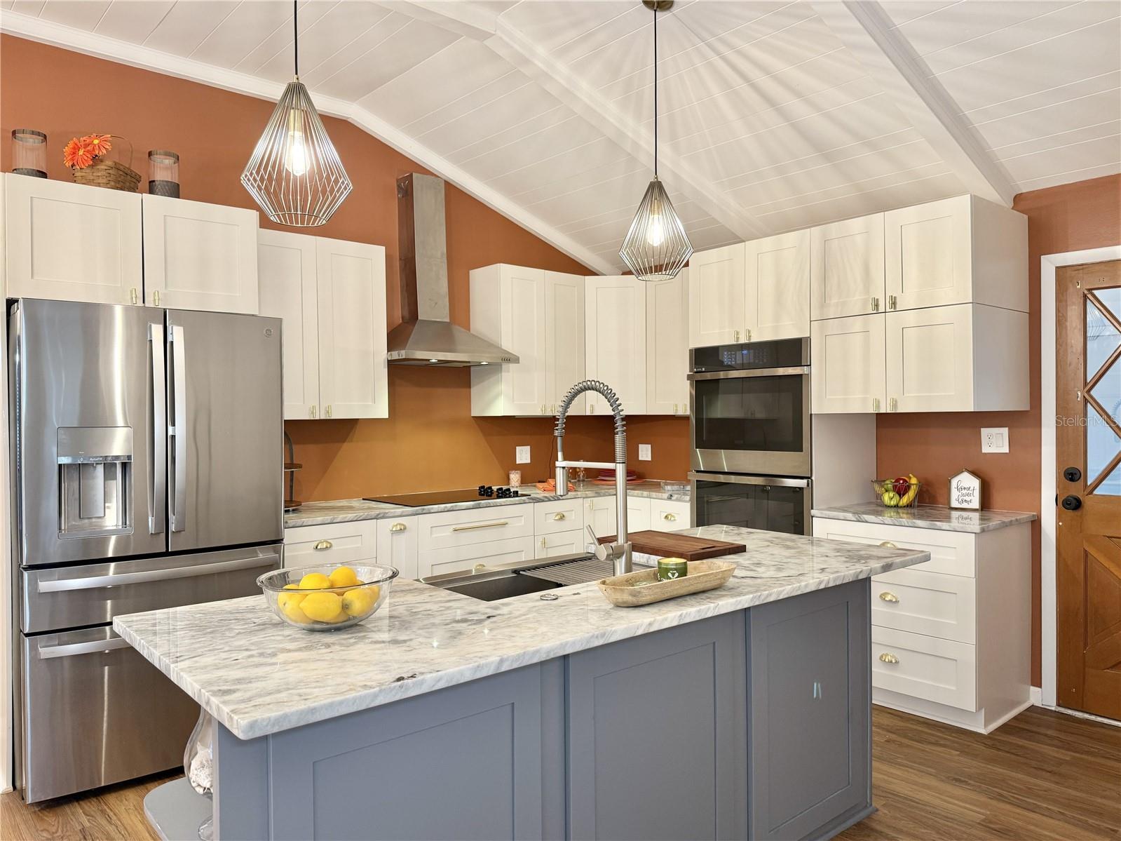 TEMPLE TERRACE RIVERSIDE SUBDI - Residential