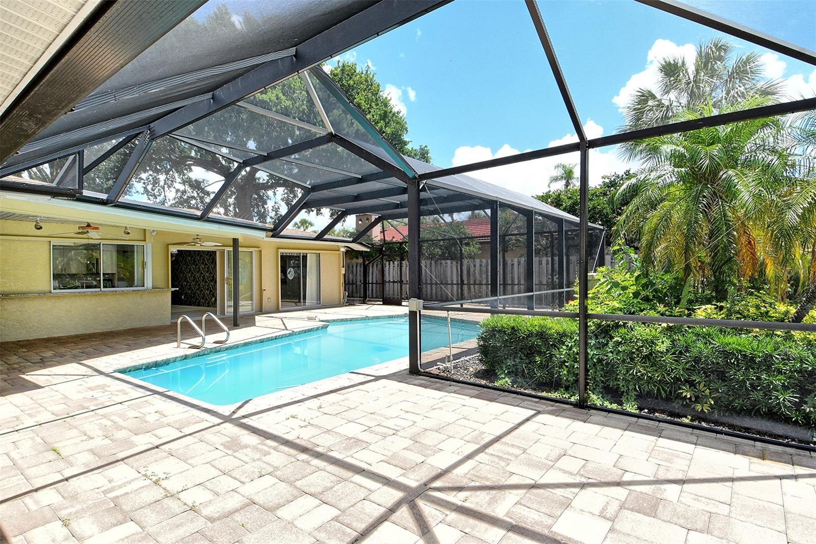 FRST LAKES COUNTRY CLUB ESTATES - Residential