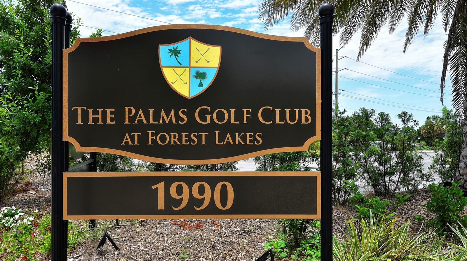FRST LAKES COUNTRY CLUB ESTATES - Residential