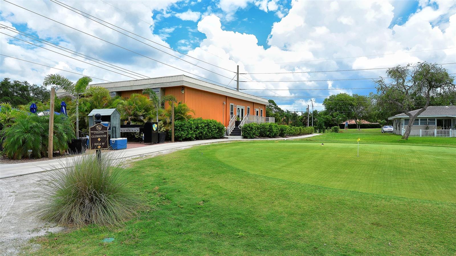 FRST LAKES COUNTRY CLUB ESTATES - Residential