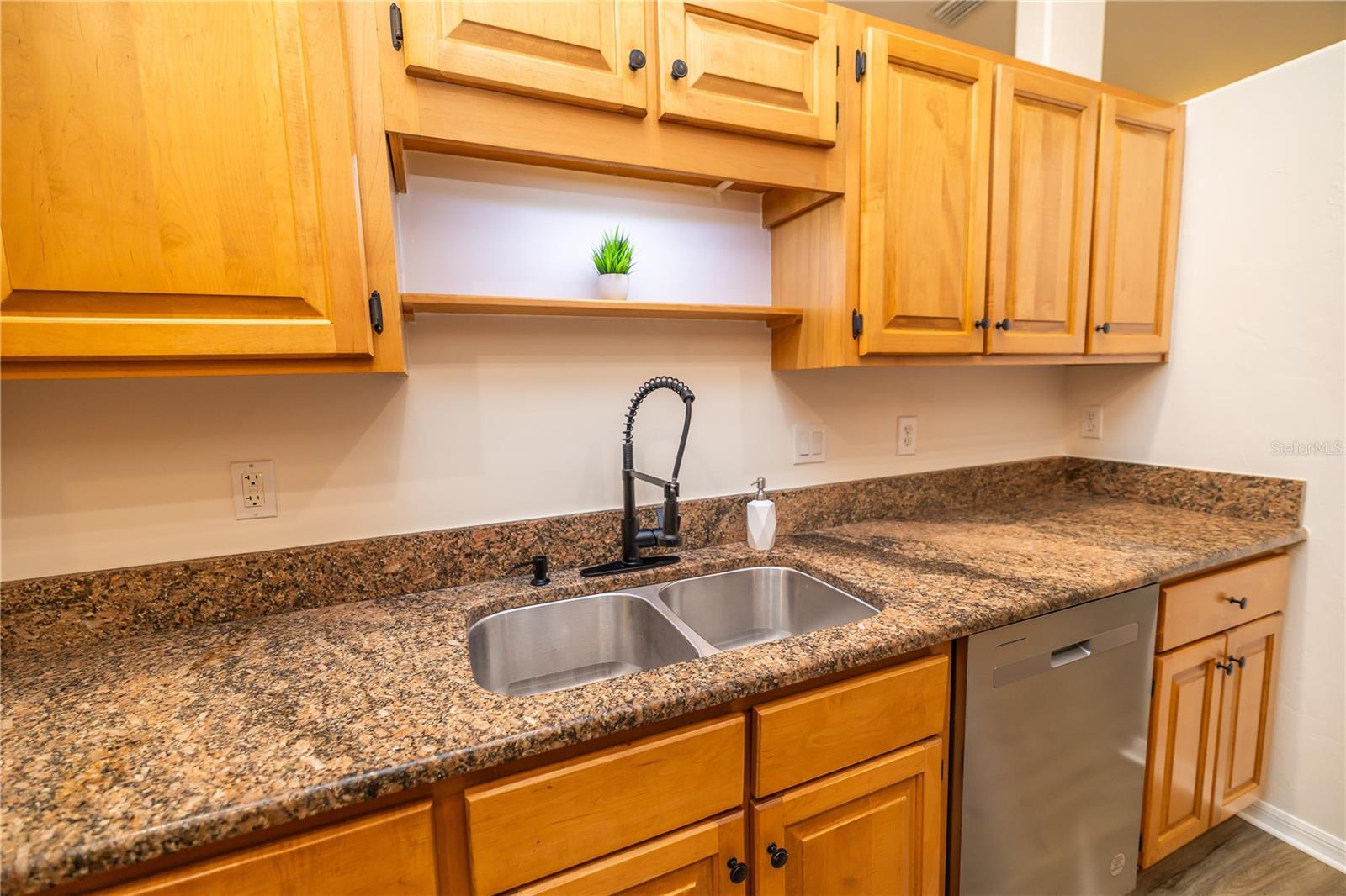 BUCK RIDGE WEST - Residential