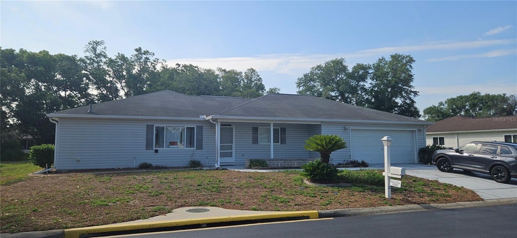 Photo of 13761 SW 115th Circle, Dunnellon, FL 34432 (MLS # OM725745)