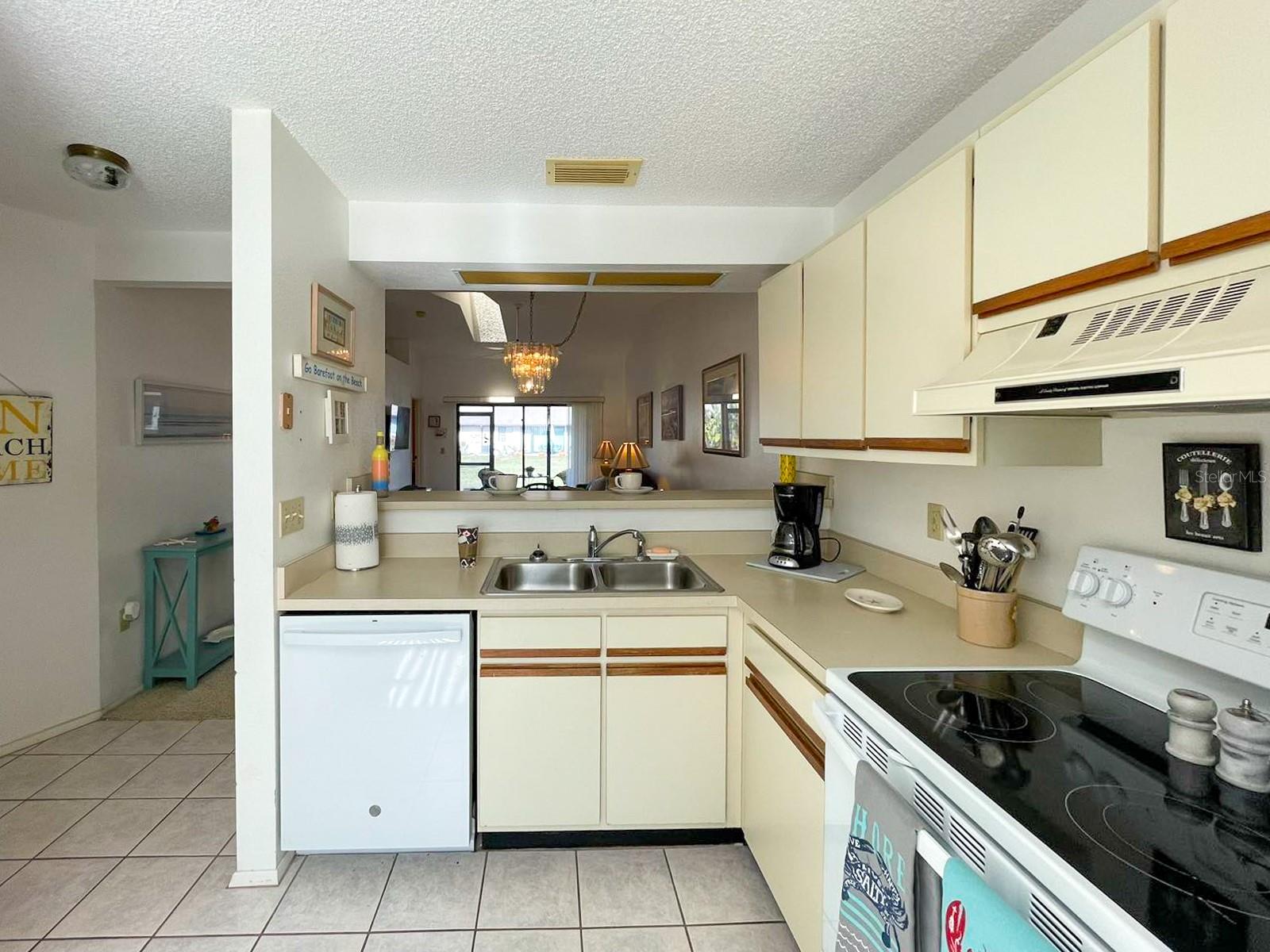 CORDOVA VILLAS PH 27 - Residential Lease