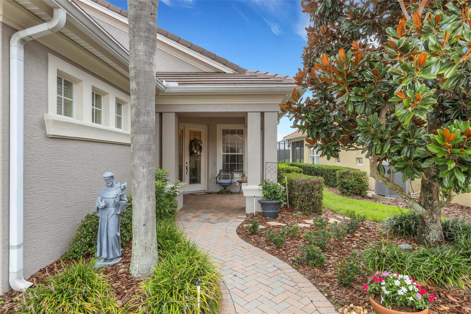 2530 LAUREL GLEN DRIVE