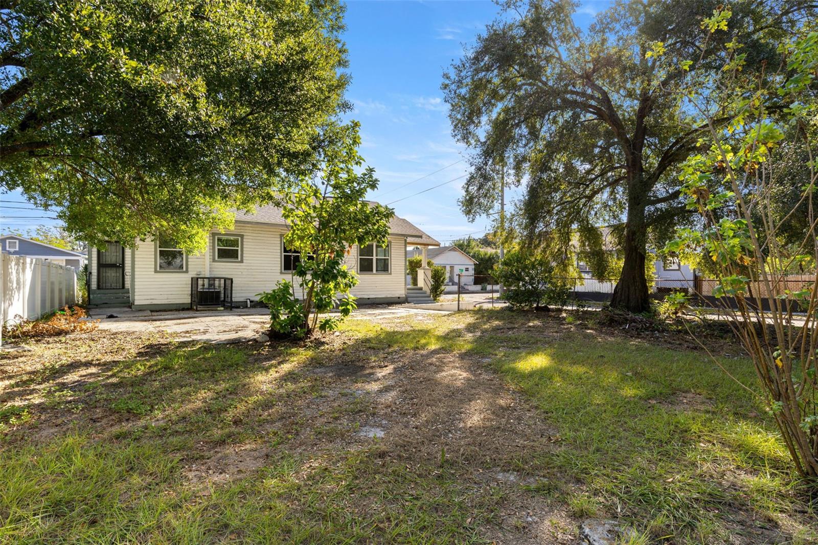 LA CARBAYERA - Residential