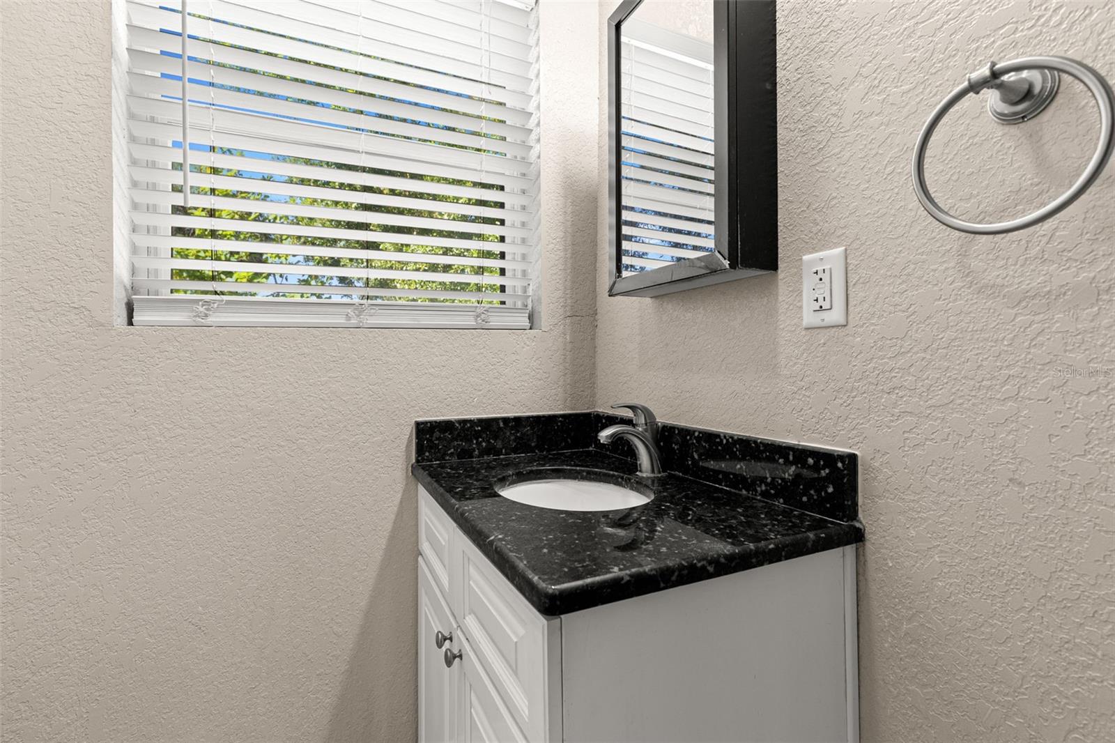 LA CARBAYERA - Residential