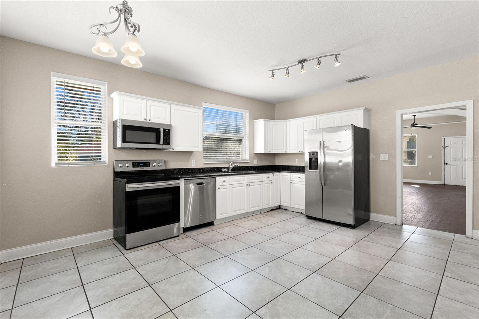 LA CARBAYERA - Residential