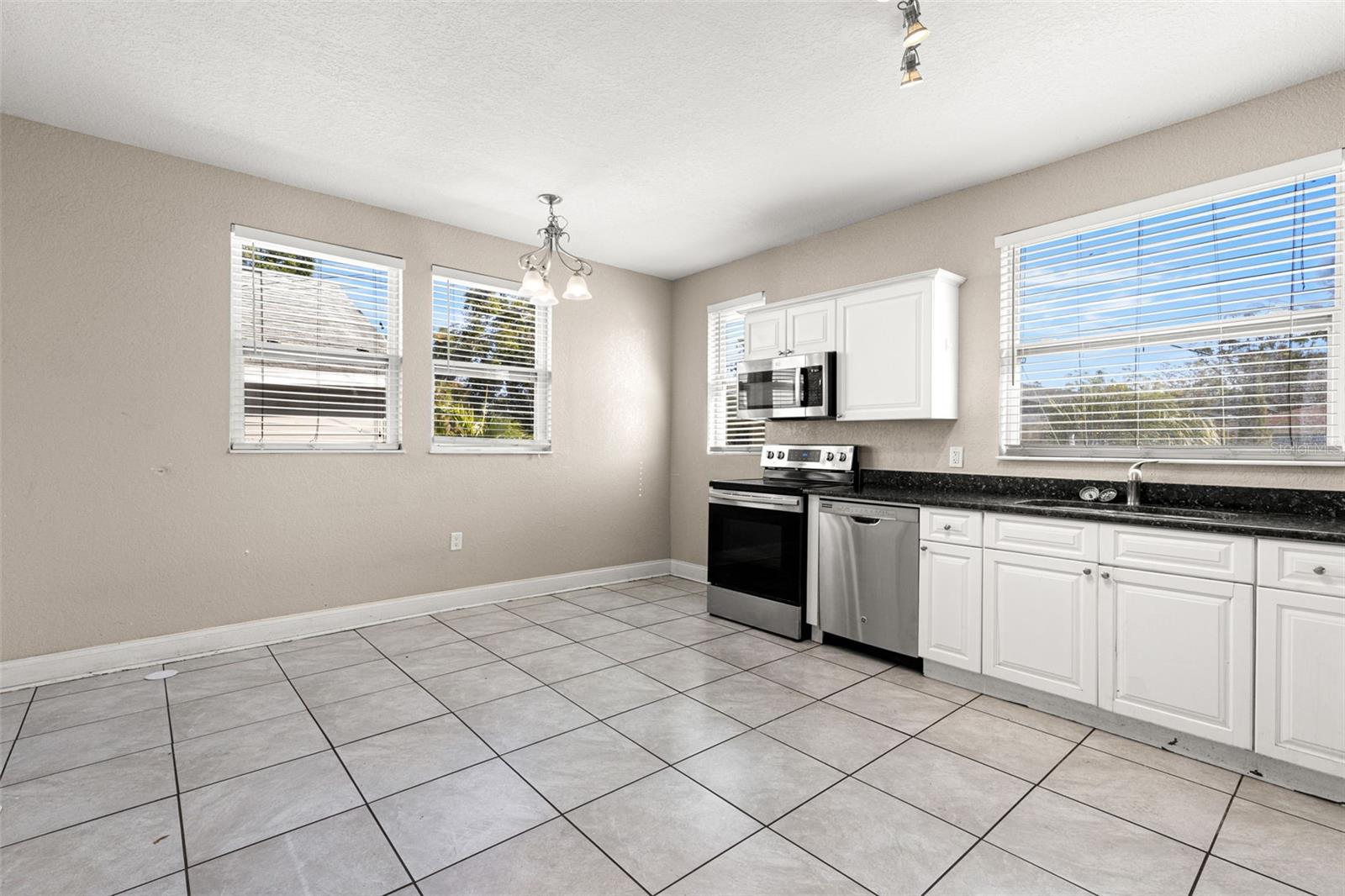 LA CARBAYERA - Residential