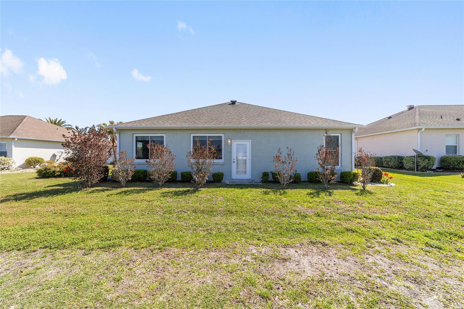 OCALA PALMS UN 08 - Residential Lease