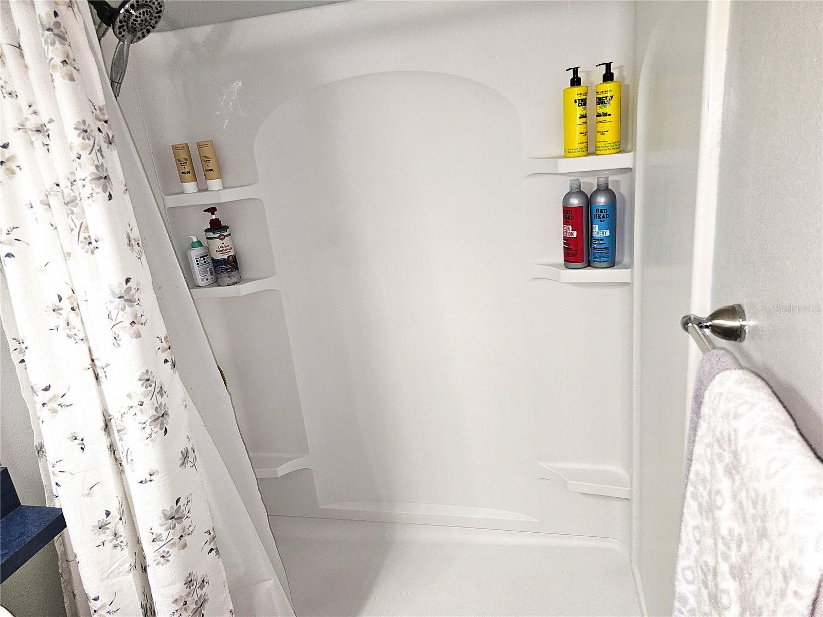 LAKE SHORE RANCH PH III - Residential