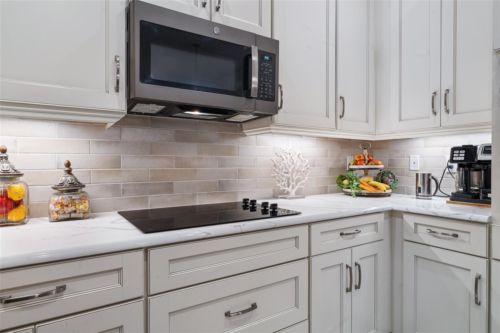 PLANTATION BAY SEC 2A-F UN 13 - Residential