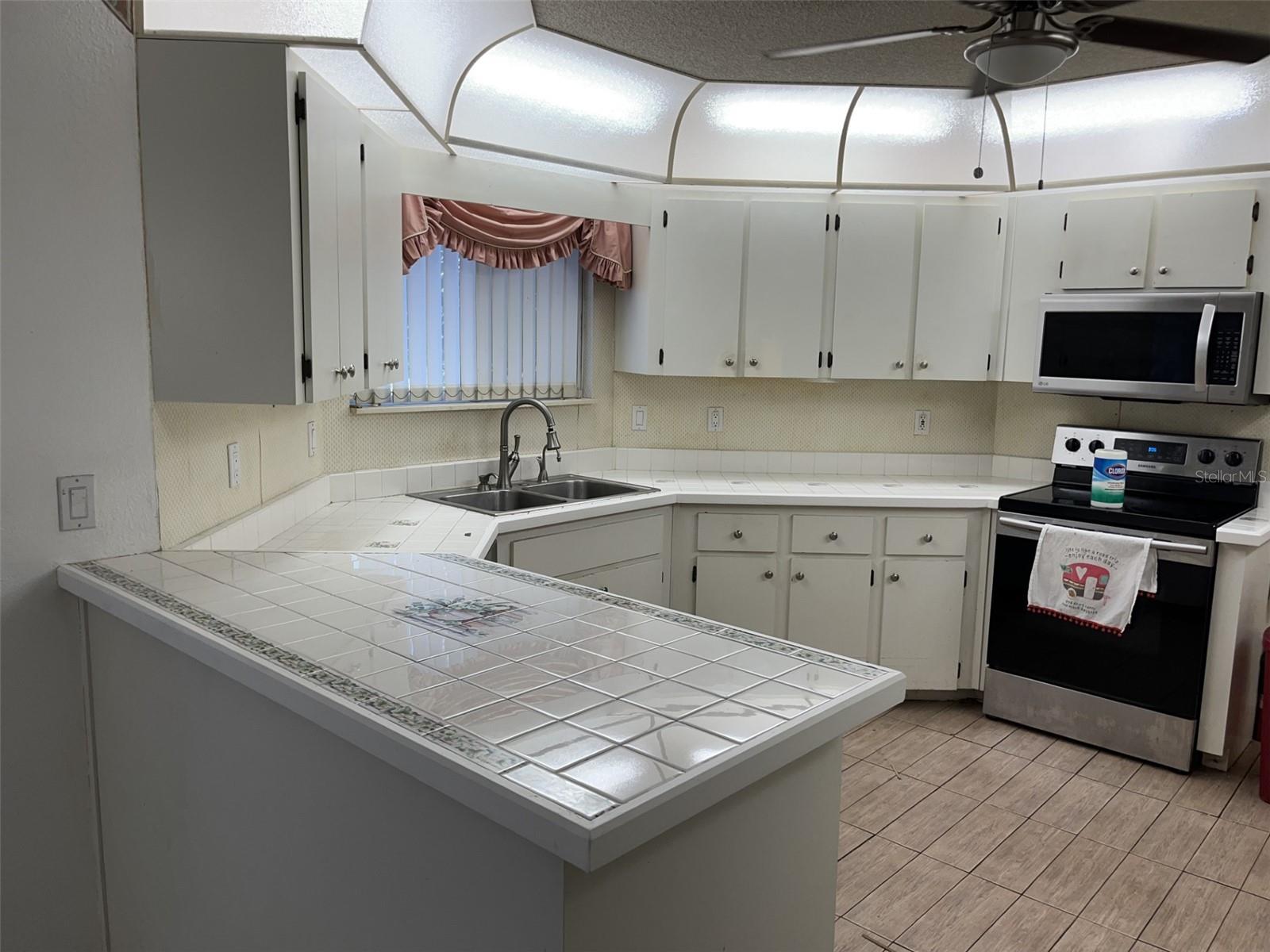 OAK RUN NEIGHBORHOOD 06 - Residential