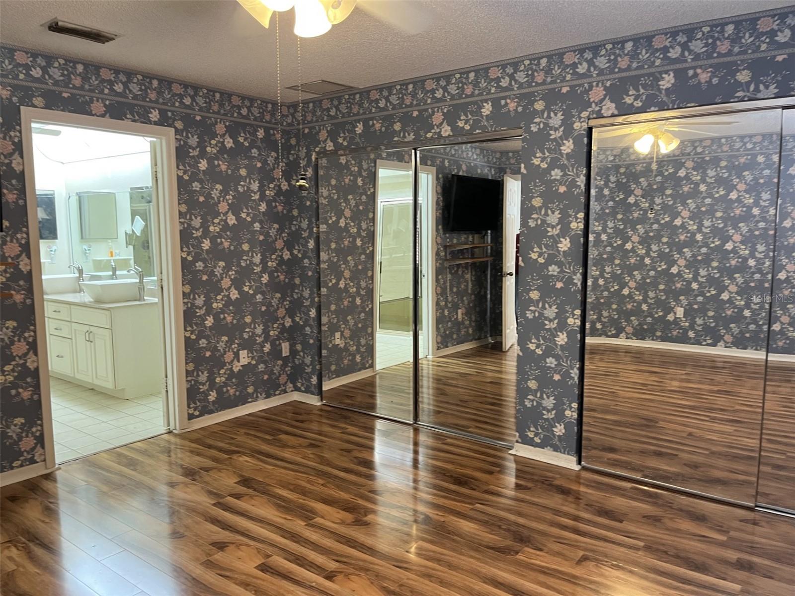 OAK RUN NEIGHBORHOOD 06 - Residential