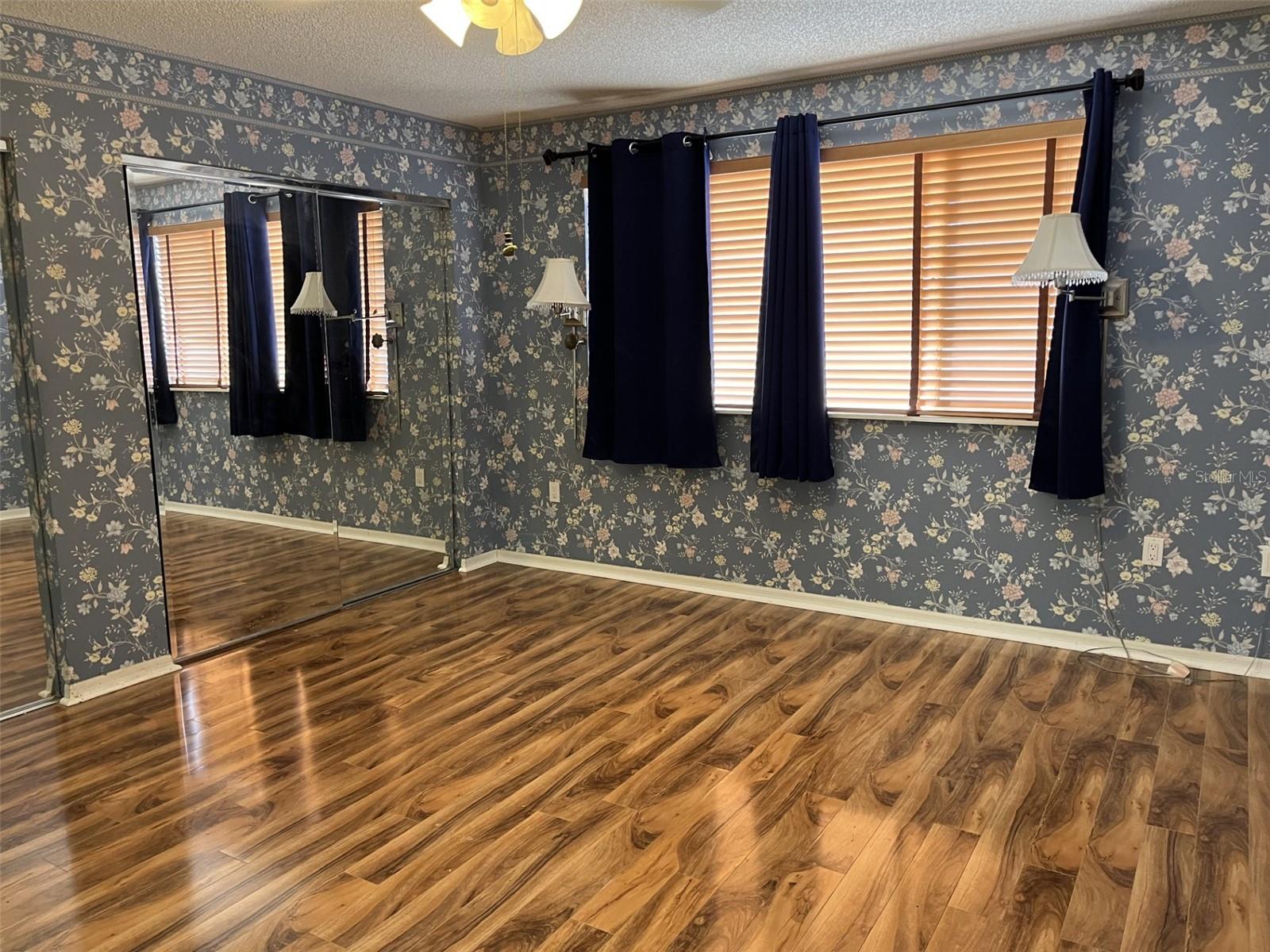 OAK RUN NEIGHBORHOOD 06 - Residential