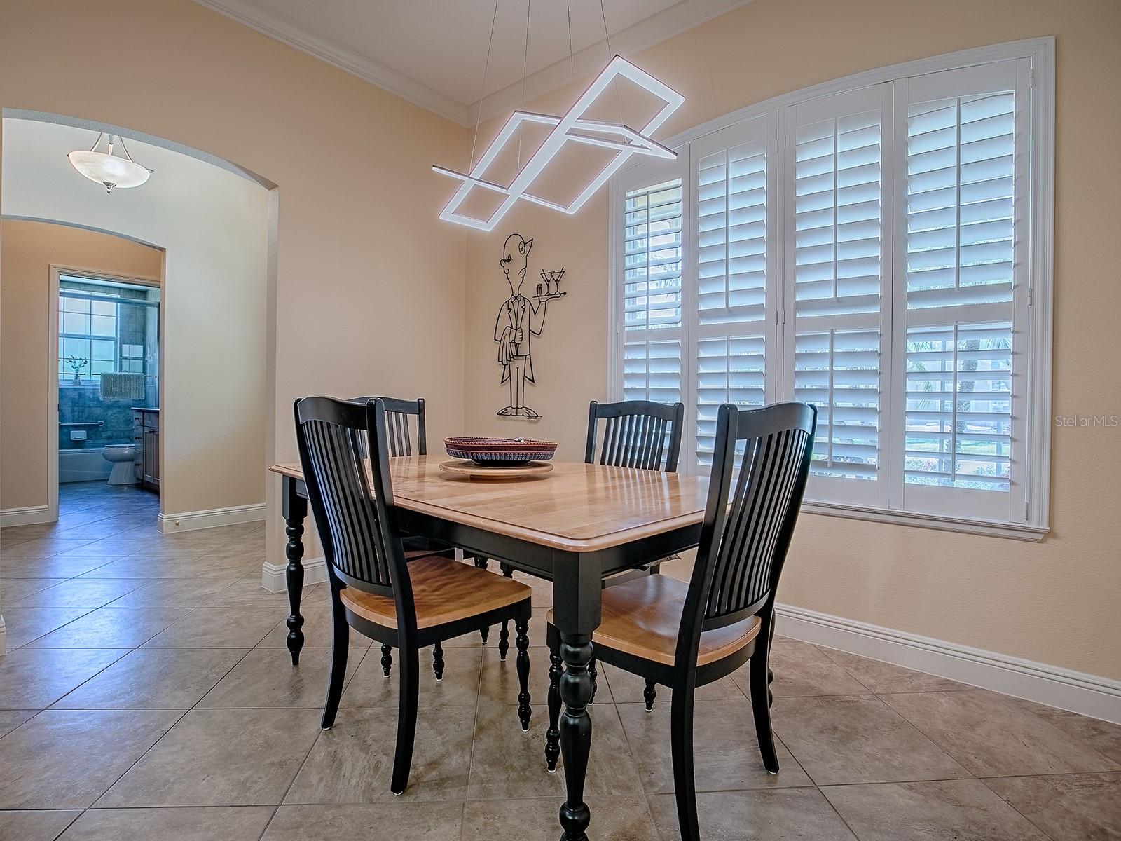 1239 RUSSELL LOOP