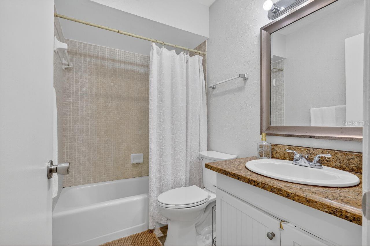 SOUTHPOINTE SHORES - Residential Income
