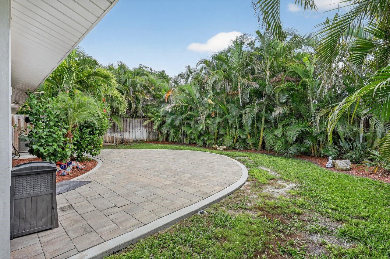 SOUTHPOINTE SHORES - Residential Income