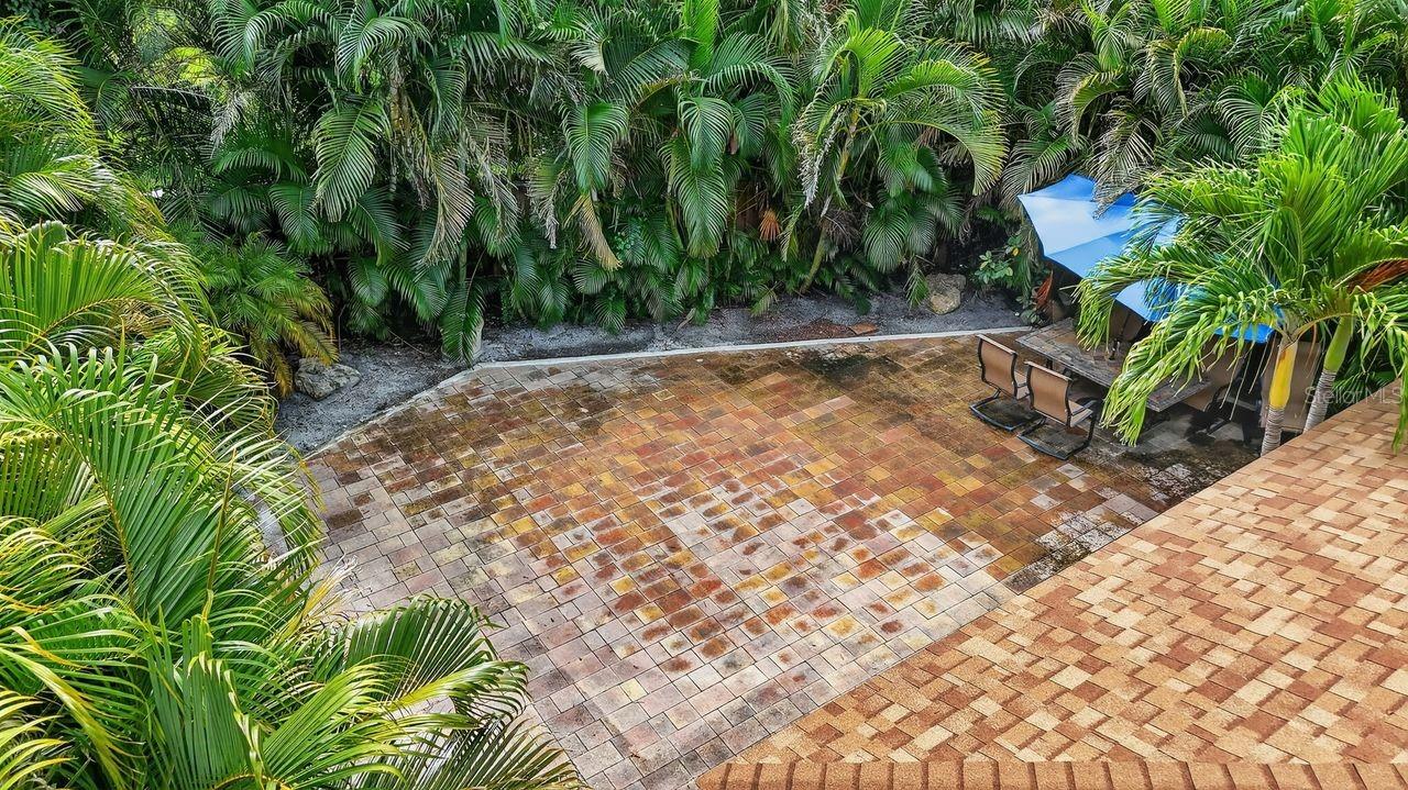 SOUTHPOINTE SHORES - Residential Income