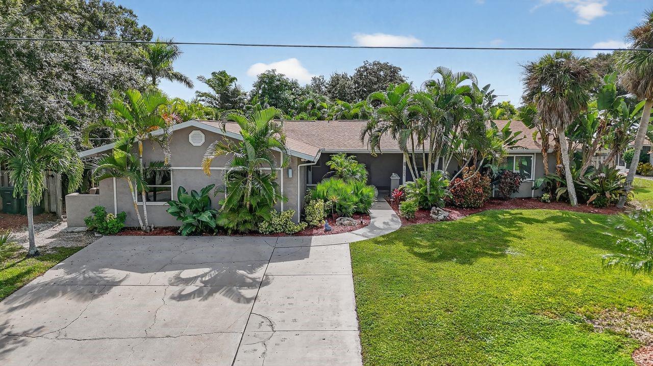 SOUTHPOINTE SHORES - Residential Income